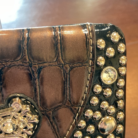 Brown Cross Wallet with Bling and Clasp Closure - Picture 5 of 13